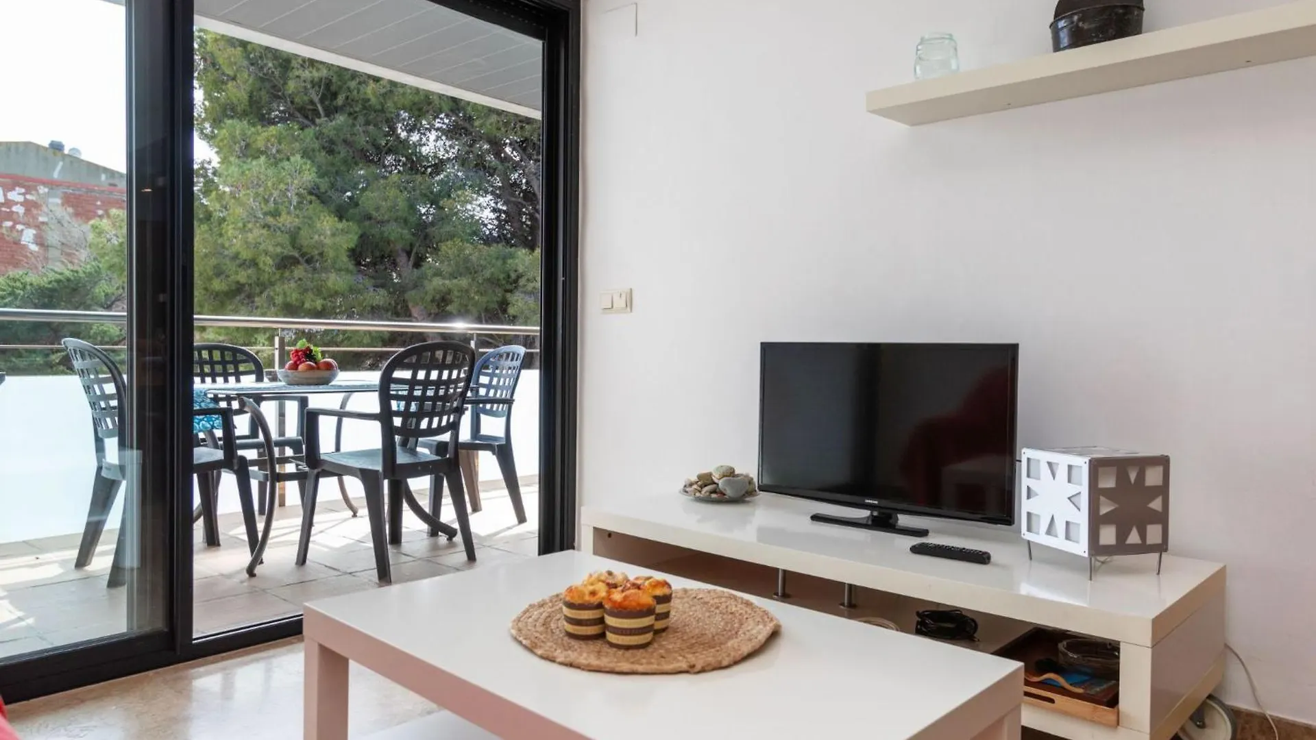 Apartment Edificio Berna By Interhome Llança